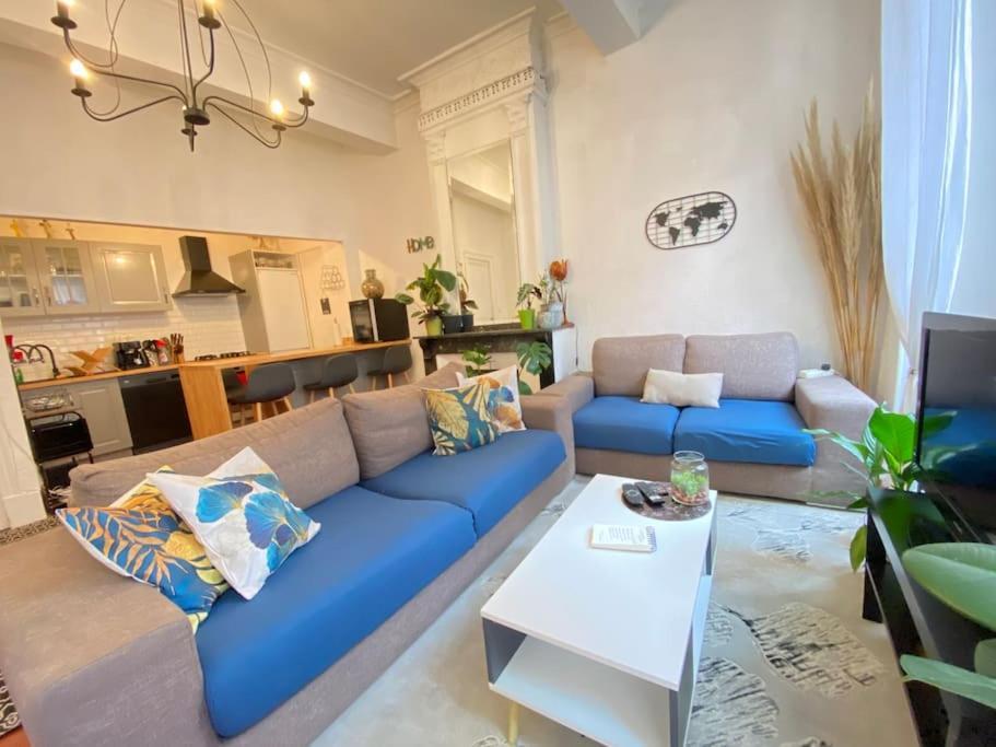 Le Jardin Secret De Nady Apartment Carcassonne Luaran gambar