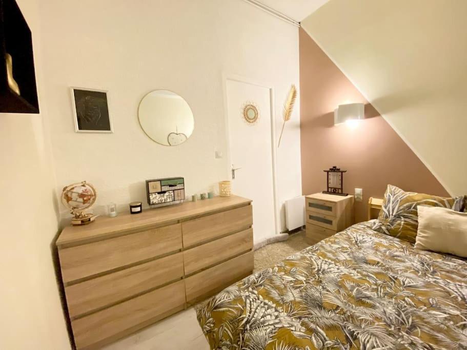Le Jardin Secret De Nady Apartment Carcassonne Luaran gambar